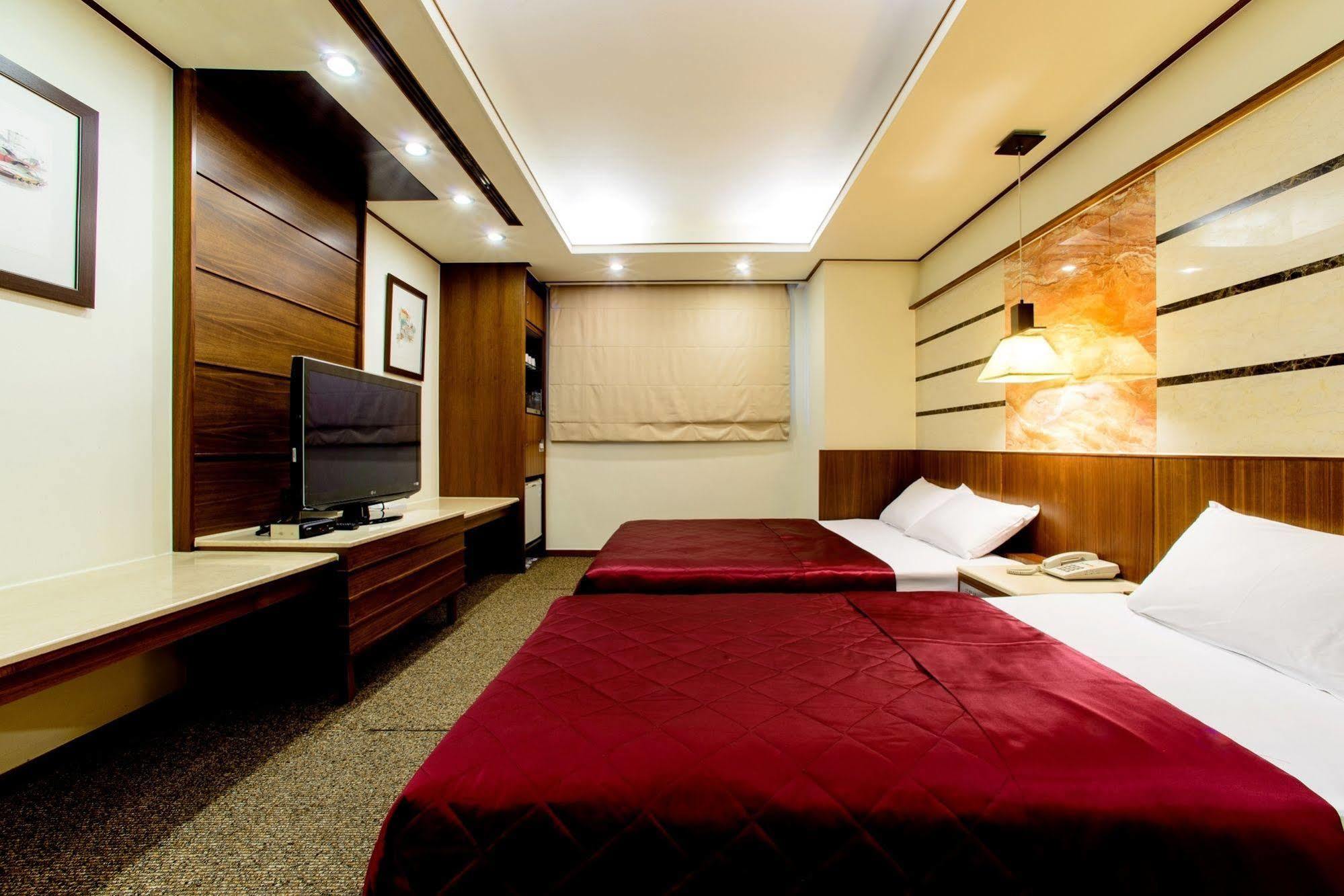Kao Yuan Hotel - Zhong Shan Тайджун Екстериор снимка