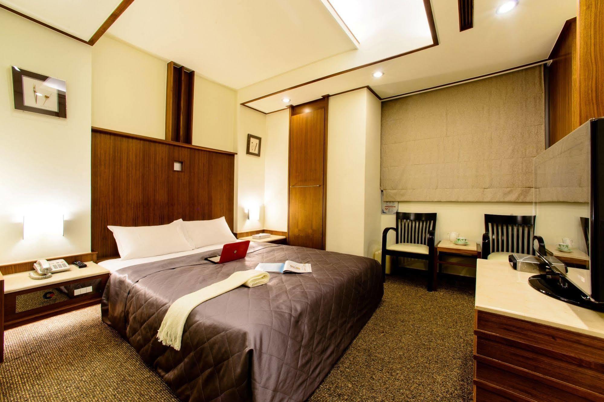 Kao Yuan Hotel - Zhong Shan Тайджун Екстериор снимка